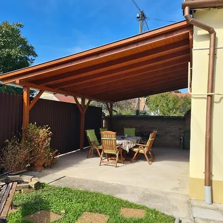 Dm Vendeghaz 3* Villany